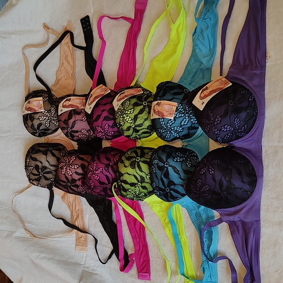 Z Bra Underwire (2 six piece sets available= 1 in 32B, 1 in 38B) - Picture 1 of 6